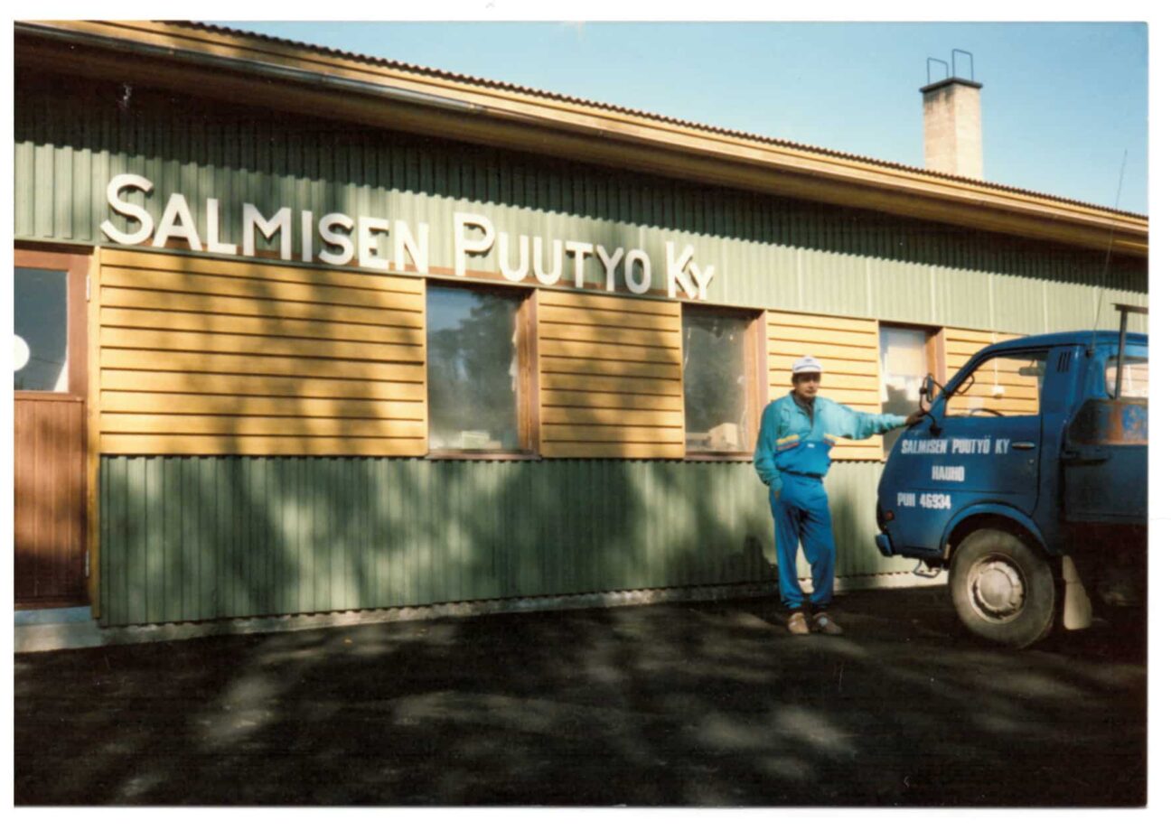 Salmisen Puutyön verstas 1980 -luvulla.